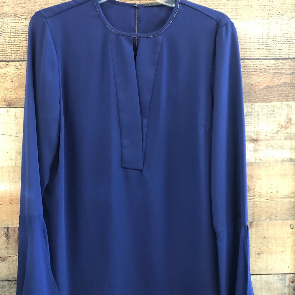 NWT TAHARI blouse